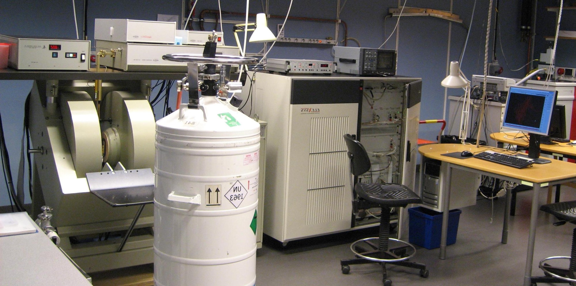 الرنين البارامغناطيسي الإلكتروني Electron Paramagnetic Resonance