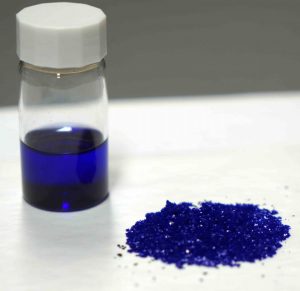 أزولين Azulene